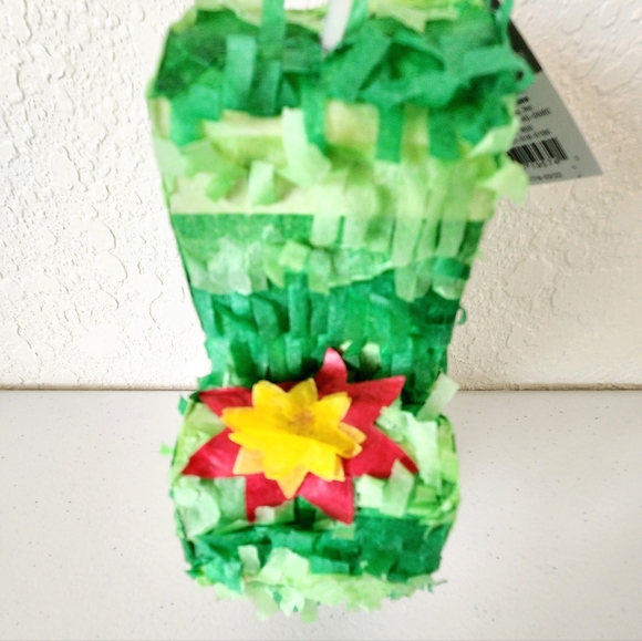 4PCS Spritz 6" Mini Cactus Piñatas - Picture 7 of 9